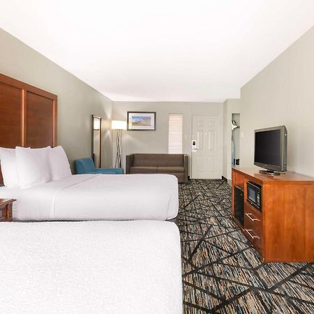 סן אנטוניו Best Western Near Lackland Afb Seaworld מראה חיצוני תמונה